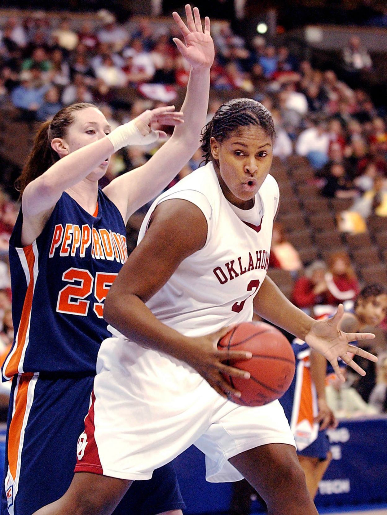 Courtney Paris returning to OU